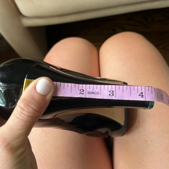 Chanel Black Patent Platform Pumps Size 40 - Picture 9 of 9